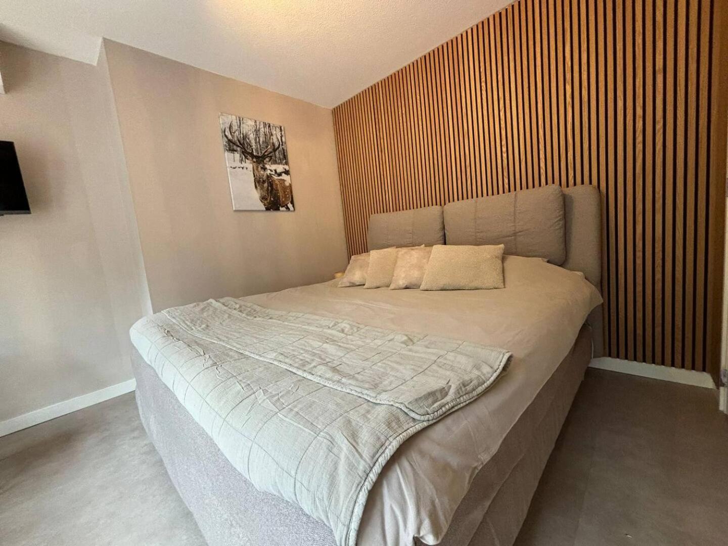 Bed And Breakfast Heerenveen Centrum Met Prive Sauna En Jacuzzi Exterior foto