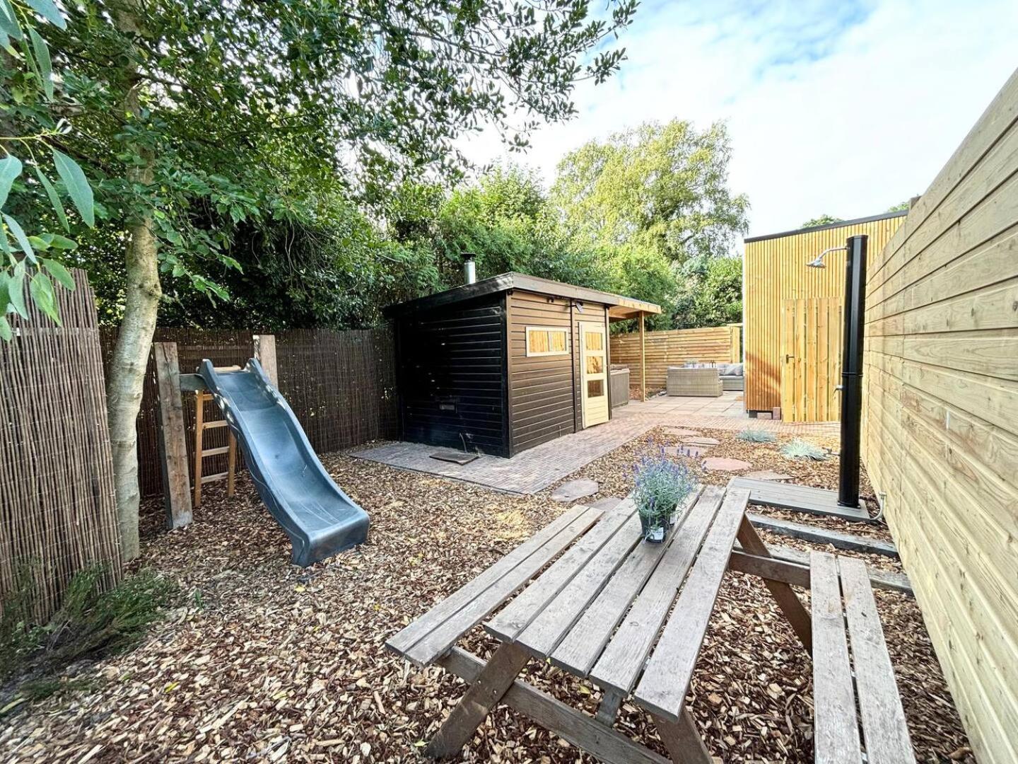 Bed And Breakfast Heerenveen Centrum Met Prive Sauna En Jacuzzi Exterior foto