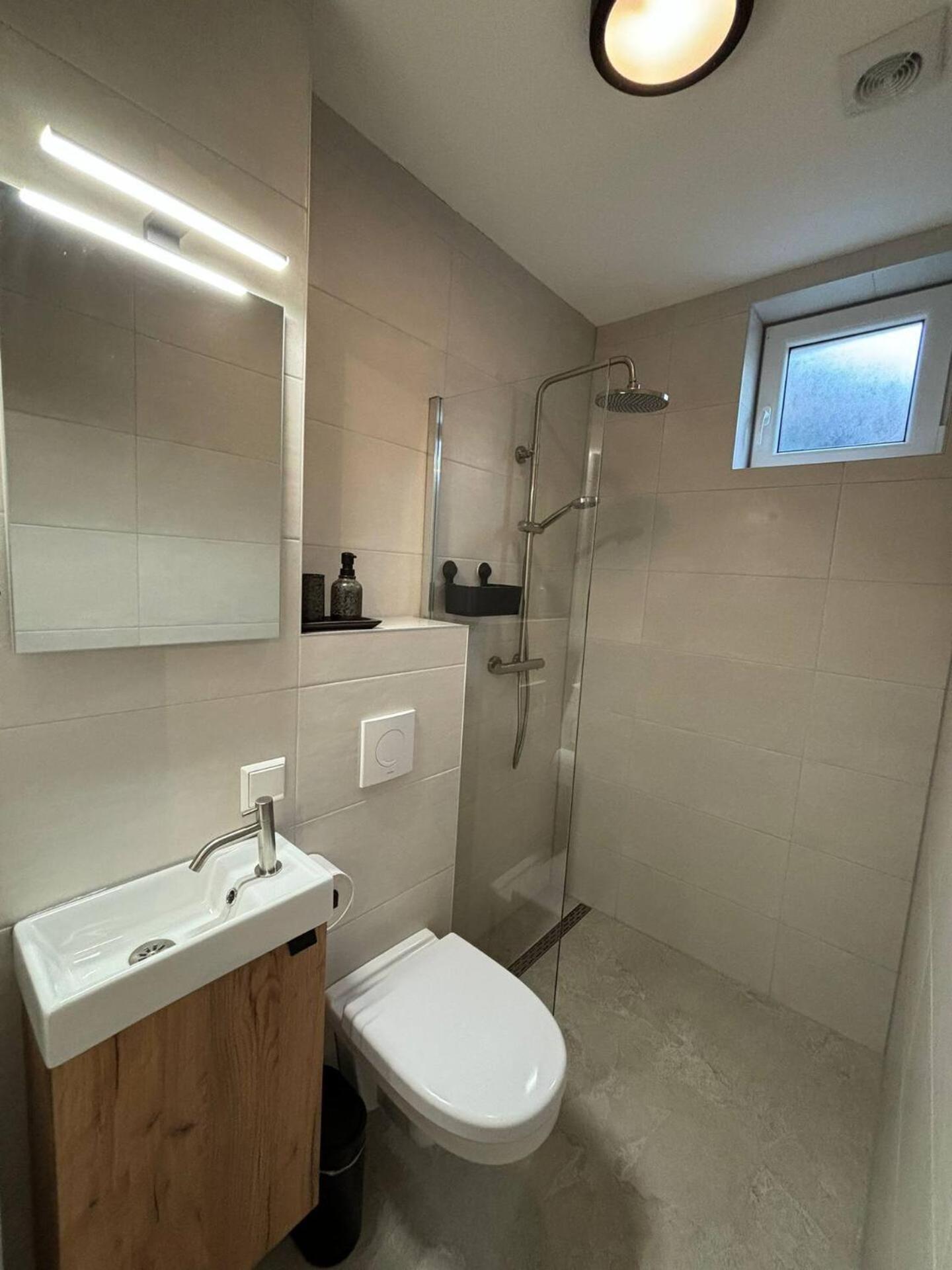 Bed And Breakfast Heerenveen Centrum Met Prive Sauna En Jacuzzi Exterior foto